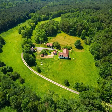 Pagony Piheno Farm *