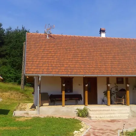 Apartmán Pagony Piheno Farm Orfalu