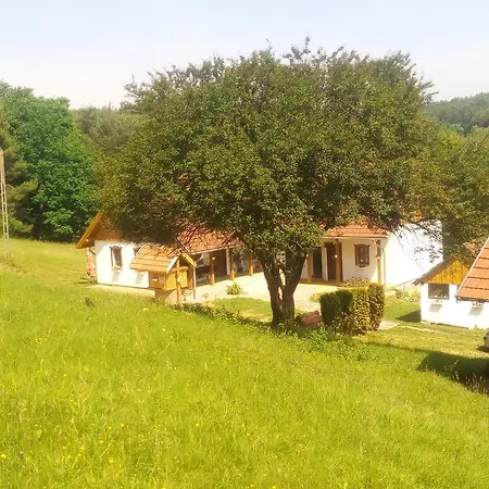 Pagony Piheno Farm * Orfalu