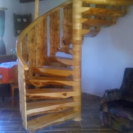 Apartment Pagony Piheno Farm Orfalu