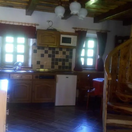 Pagony Piheno Farm *